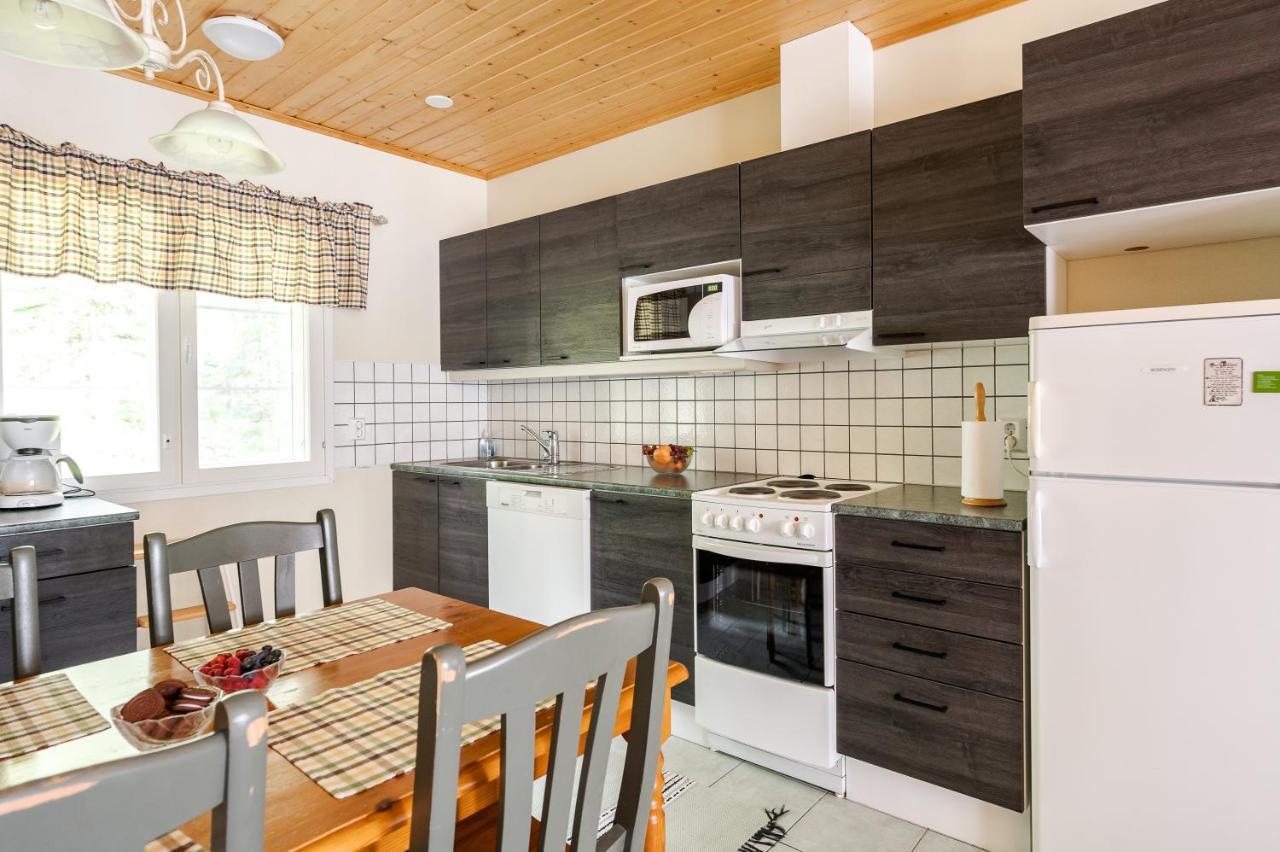 Hotel Kujanpaeae | Paajoen Vuokramoekit Himos Exteriér fotografie
