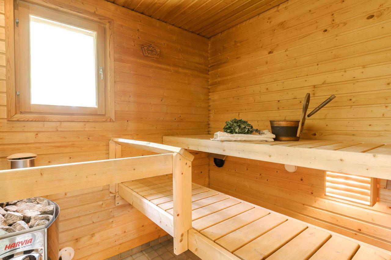 Hotel Kujanpaeae | Paajoen Vuokramoekit Himos Exteriér fotografie