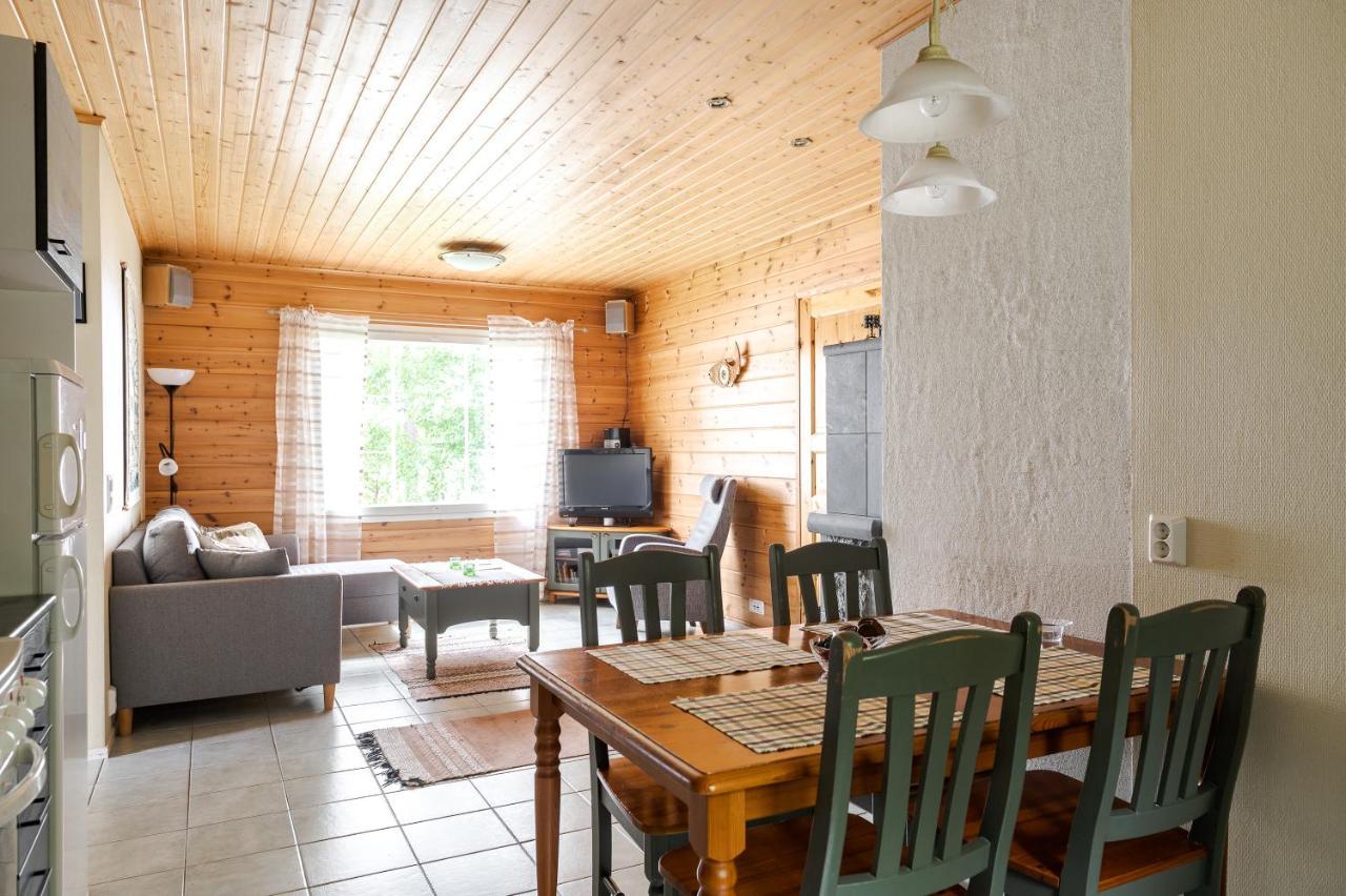 Hotel Kujanpaeae | Paajoen Vuokramoekit Himos Exteriér fotografie